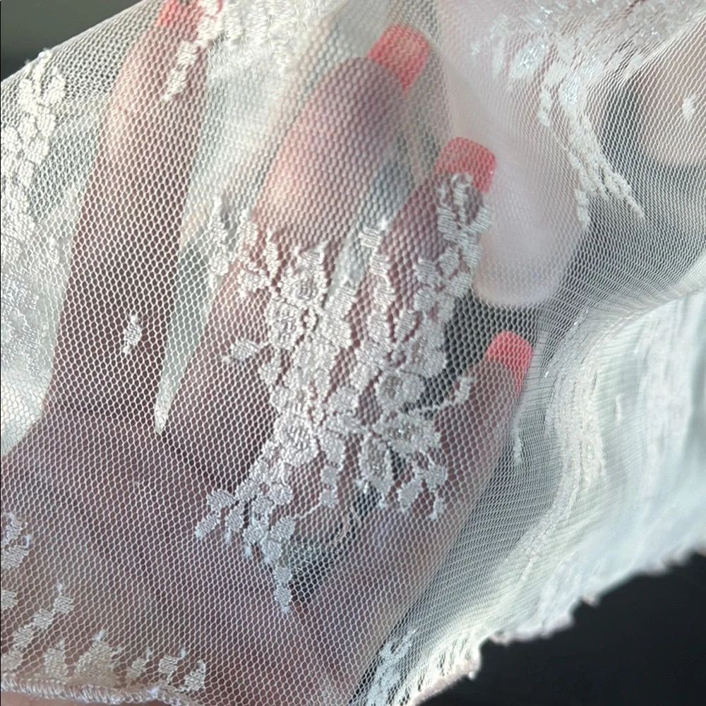 NWT/SOLDD - Picture 4 of 8